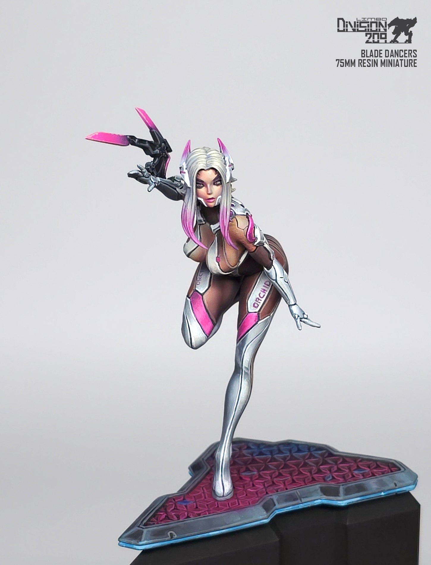 Pre-order Airi Shirogane 75mm