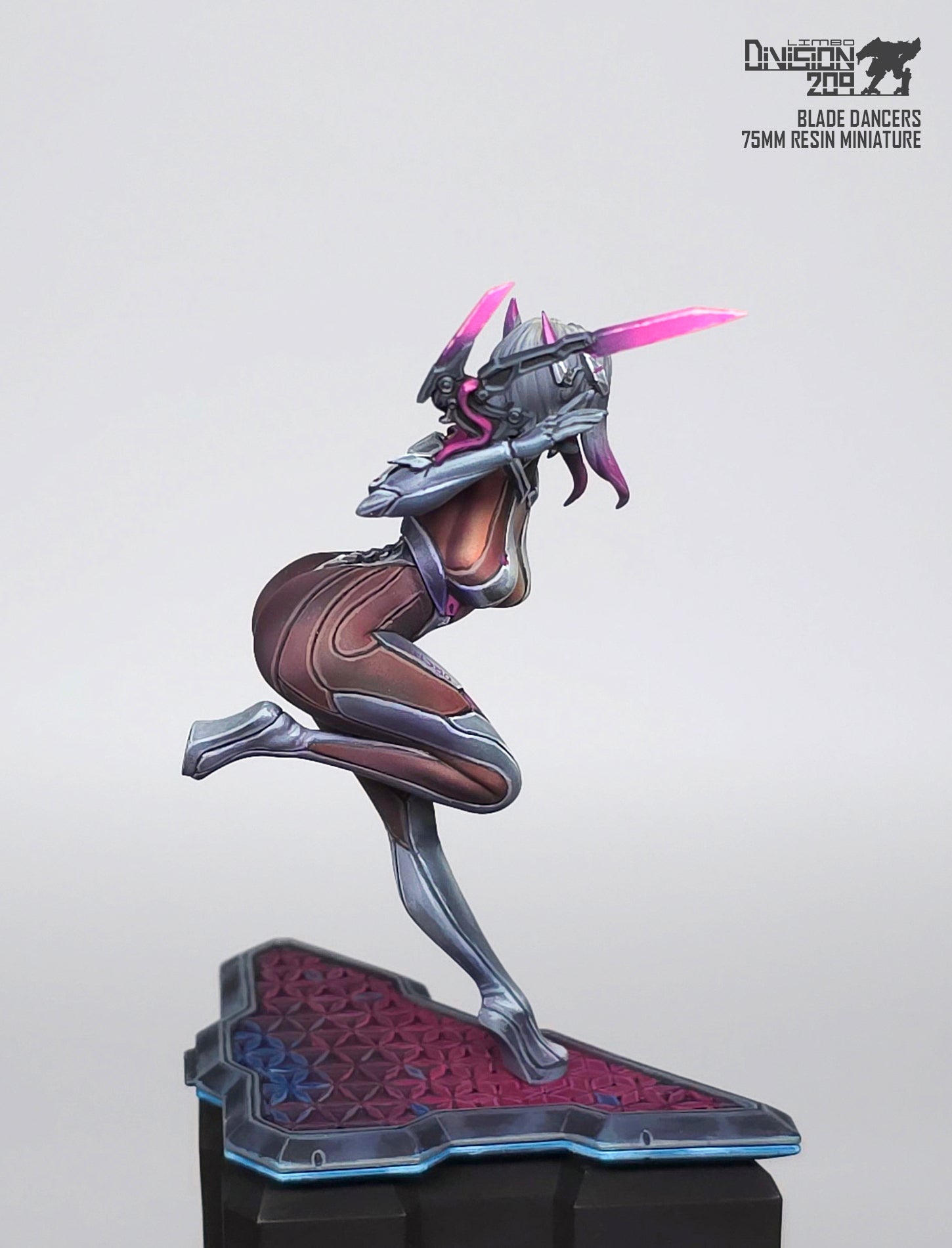 Pre-order Airi Shirogane 75mm