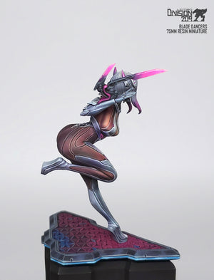 Pre-order Airi Shirogane 75mm